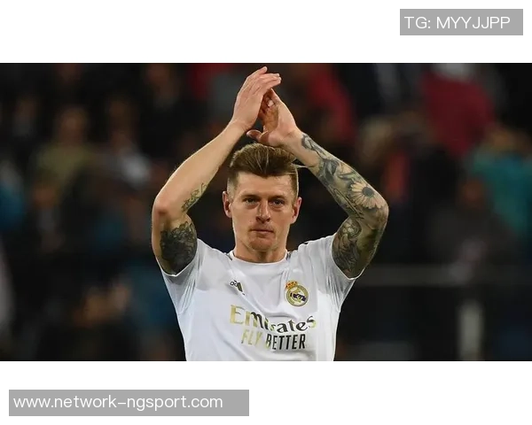 克罗斯在足球世界的传奇之路与他对比赛的独特理解与贡献